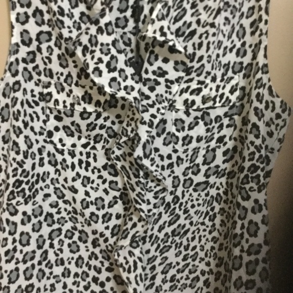 Milano gray Leopard print sleeveless top Medium - Picture 2 of 7